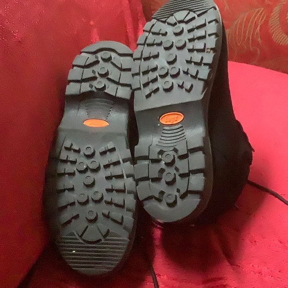 Lugz Men’s Chukka Boots - Picture 3 of 6